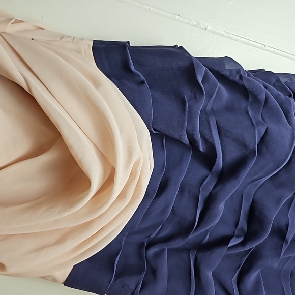 Express 8 - Picture 2 of 4